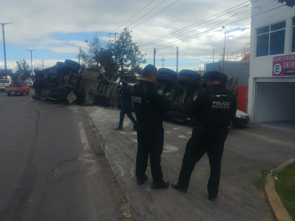 1629935628 822 Aparatoso accidente en Paseo Central