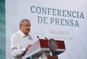AMLO celebra la asistencia de la poblacion a la consulta ciudadana 1