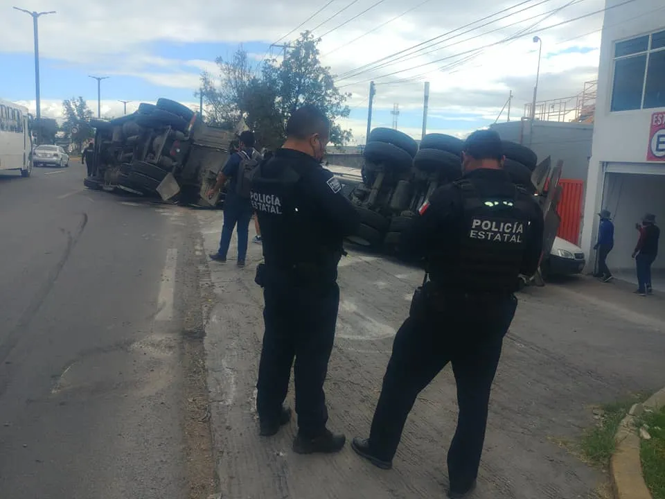 Aparatoso accidente en Paseo Central