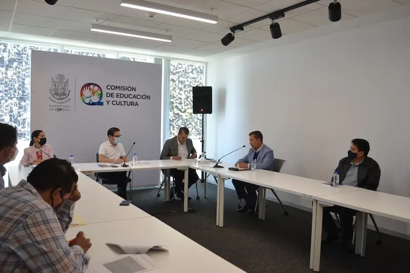 Aprueban iniciativa para que escudo de Gallos Blancos se convierta en Patrimonio Cultural 2