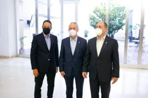 COPARMEX Queretaro reconoce a Francisco Dominguez por su trabajo durante su gobierno 1