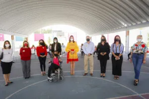 DIF Estatal reconoció a voluntarias de la UAQ por ofrecer Curso de Verano al CAS Carmelita Ballesteros 2 DIF Estatal reconoció a voluntarias de la UAQ por ofrecer Curso de Verano al CAS Carmelita Ballesteros