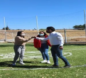 Durante 2021 SEJUVE ha rehabilitado 5 espacios deportivos en 6 preparatorias del estado de QRO 2