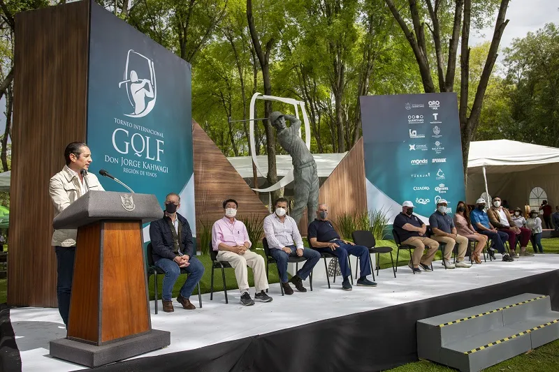 Francisco Dominguez asiste a premiacion del Torneo Internacional de Golf Don Jorge Kahwagi 4