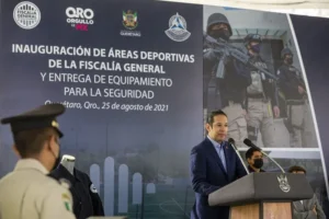 Francisco Dominguez entrego areas deportivas y equipamiento a la Fiscalia General del estado de QRO 3