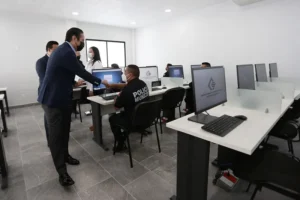 Francisco Domínguez inaugura nueva sede del Centro de Evaluación y Control de Confianza en QRO 5 Francisco Dominguez inaugura nueva sede del Centro de Evaluacion y Control de Confianza en QRO 4