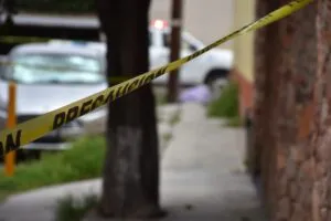 SAN JUAN DEL RIO Muere adulto mayor en vía pública 2 SAN JUAN DEL RIO Muere adulto mayor en via publica 1