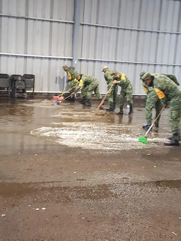 Se inundan instalaciones de vacunación Covid-19.
