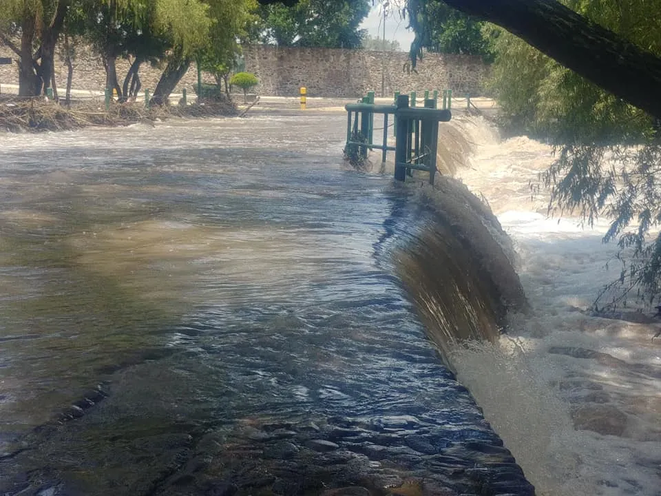 Pánico y miedo provoca crecimiento de Río en la Rueda. 4 1631053537 571 Panico y miedo provoca crecimiento de Rio en la Rueda