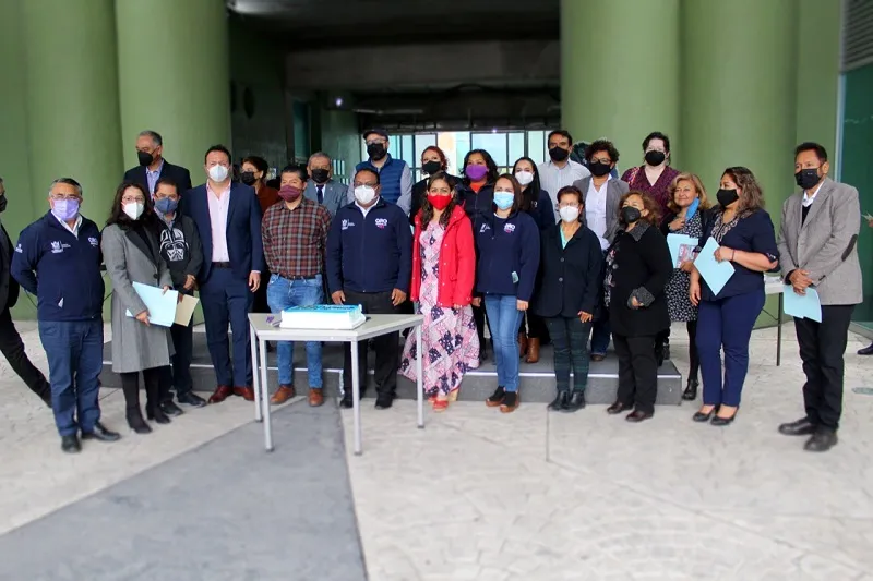 Celebran el 18 aniversario del CECEQ Manuel Gomez Morin 2