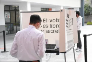 IEEQ promueve ‘VOTO MOVIL en Universidad Anahuac Queretaro 2