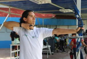 Javier Rojas arquero queretano se prepara para proximo ciclo olimpico 2
