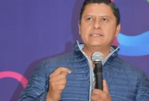 Mauricio Kuri anuncio a nuevo director general de INDEREQ scaled