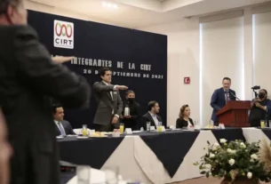 Mauricio Kuri tomo protesta al Consejo Directivo de la CIRT Queretaro 1