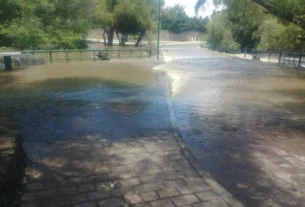 Pánico y miedo provoca crecimiento de Río en la Rueda.