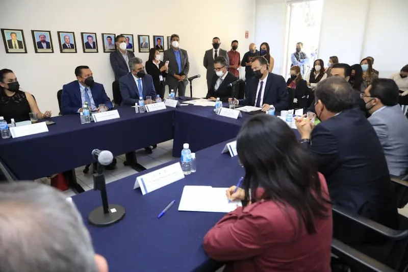 Asiste Mauricio Kuri a 1ra Sesion Extraordinaria del Consejo Directivo 2021 2027 de la CEA 2