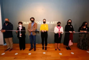Car Herrera de Kuri inauguro exposicion Renaciendo con Arte en Queretaro 2