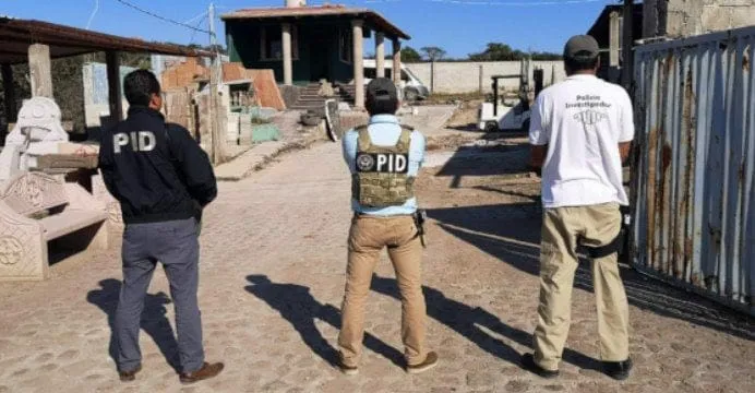 En Pedro Escobedo elementos de la PID aseguraron 4 montacargas. Se localizaron al realizar 3 cateos