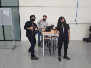 Estudiantes de la UPQ avanzan a semifinales del Reto Bushido de Ingeniería
