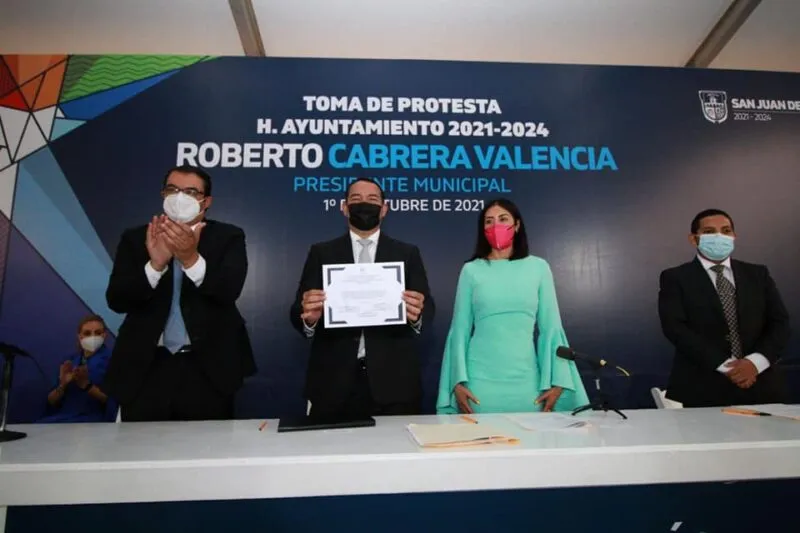 NOS TOCA RESOLVER LO URGENTE PARA PONER ADELANTE A SAN JUAN: ROBERTO CABRERA