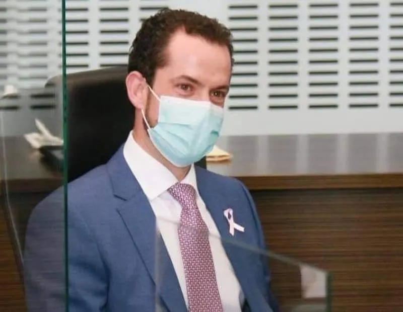 Realizar mastografias anuales a servidoras publicas de todos los poderes Paul Ospital