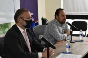 SEDESU presenta escaladora de empresas 02X México 2 SEDESU presenta escaladora de empresas 02X México