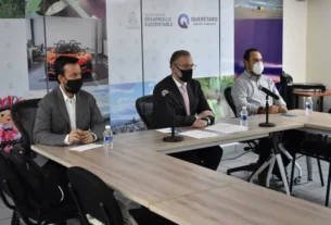 SEDESU presenta escaladora de empresas 02X Mexico 2