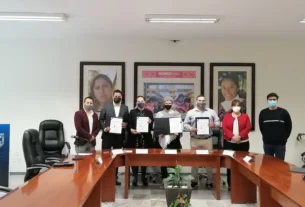 UAQ INDEREQ y CONDDE firman convenio en favor de universitarios 1