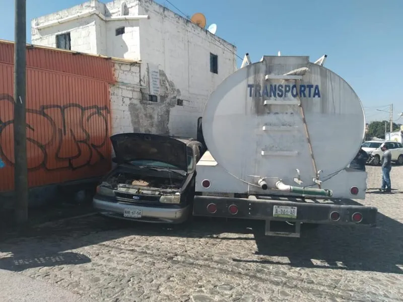 Aparatosa carambola ocasiona pipa en zona oriente de SJR