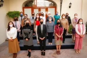 DIF Estatal en reunión con las 18 Presidentas de los DIF Municipales 2 DIF Estatal en reunión con las 18 Presidentas de los DIF Municipales
