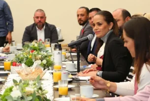 DIF Estatal en reunion con las 18 Presidentas de los DIF Municipales 2