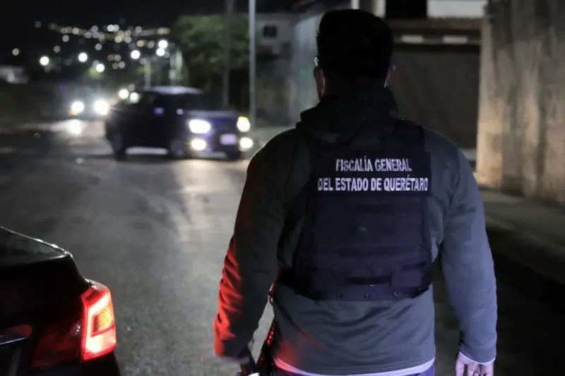 Fiscalia detiene a 2 por muerte de hombre localizan el cuerpo en carretera a Tlacote