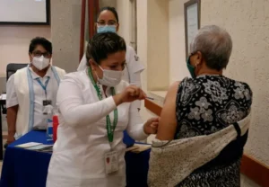 Inician campaña de vacunación contra la influenza en QRO 2 Inician campaña de vacunación contra la influenza en QRO