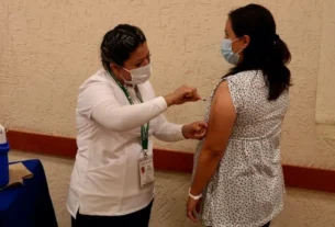 Inician campana de vacunacion contra la influenza en QRO 2