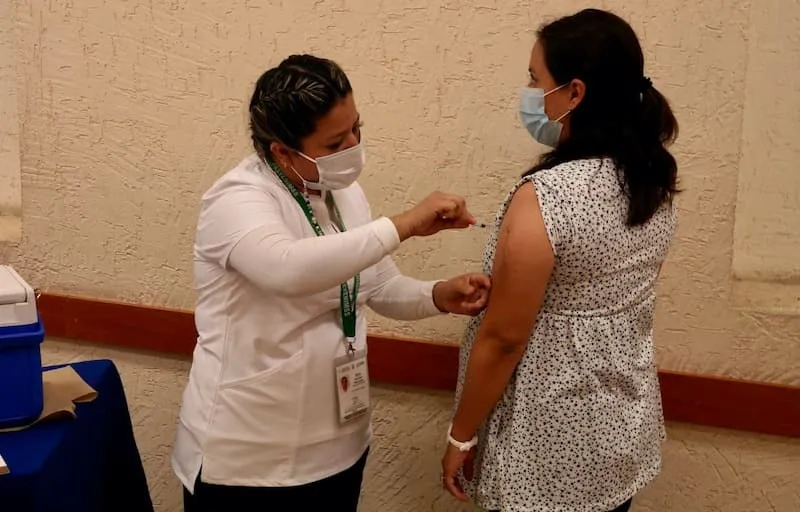 Inician campana de vacunacion contra la influenza en QRO 2