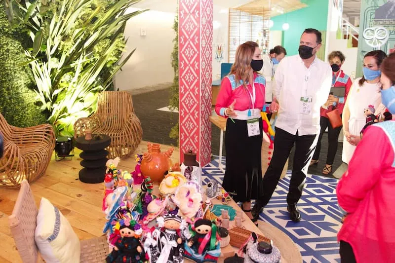 Mauricio Kuri inauguro stand de Queretaro en el Tianguis Turistico 2021