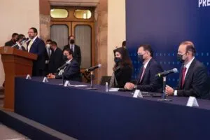 Mauricio Kuri presentó resultados de la Declaración 5 de 5