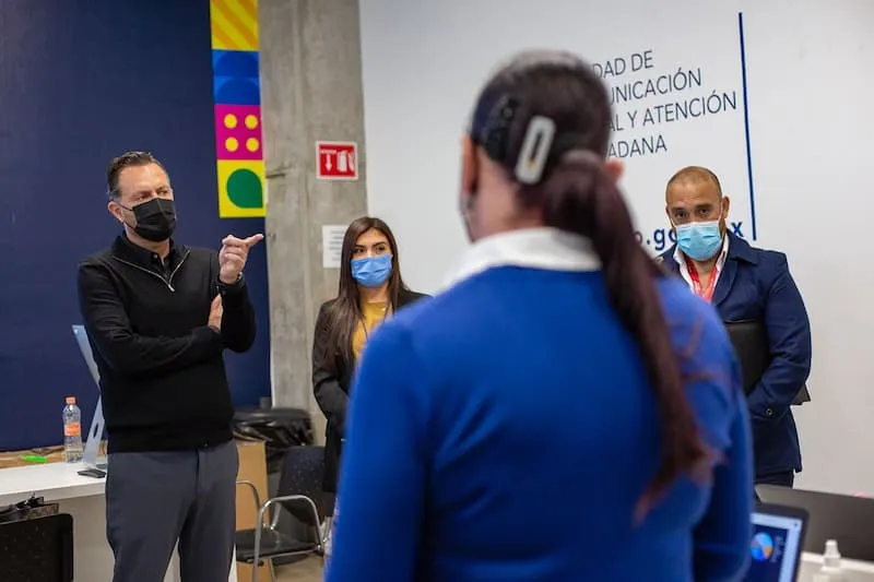 Mauricio Kuri realizo visita al Centro de Conexion y Atencion Ciudadana en Queretaro