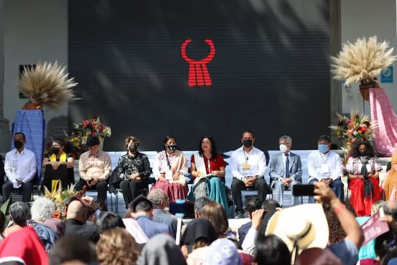 Queretaro presente en 1er encuentro de arte textil mexicano Original