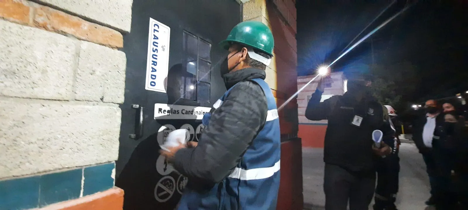 1639228319 748 Clausuran empresa responsable de malos olores en zona oriente