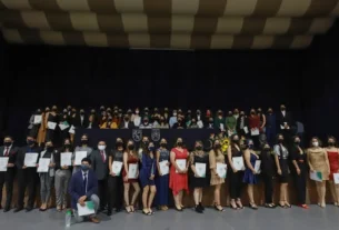 Alumnos de la Licenciatura en Psicologia Clinica UAQ culminan sus estudios 2