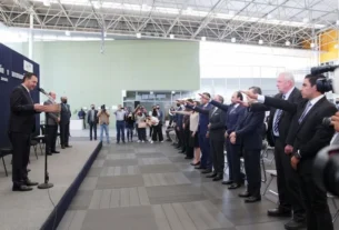Llama Mauricio Kuri a apostarle a Queretaro 3