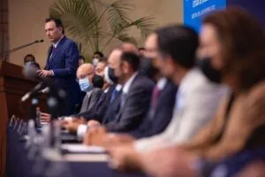 Mauricio Kuri encabeza 1ra Sesión del Consejo de Mejora Regulatoria del Estado de Querétaro