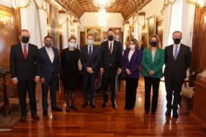 Mauricio Kuri recibe a embajador de Suecia en Palacio de la Corregidora 2 Mauricio Kuri recibe a embajador de Suecia en Palacio de la Corregidora