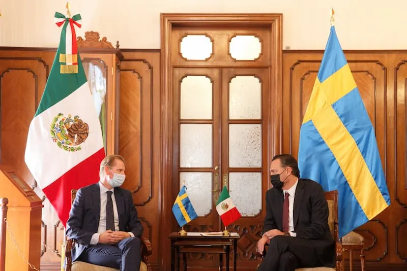 Mauricio Kuri recibe a embajador de Suecia en Palacio de la Corregidora 2