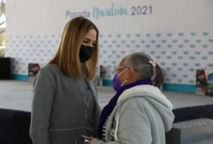 Presidenta del DIF Estatal celebra posadas navidenas con adultos mayores de Queretaro 3