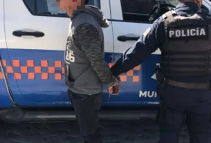 Asegura la Policía de SJR a masculino con droga en el Barrio de La Cruz-