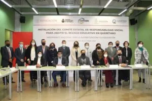 INEA y SEDEQ combaten el rezago educativo en Querétaro