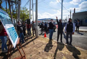 Mauricio Kuri superviso instalacion de arcos detectores de placas vehiculares en Queretaro 1