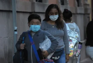 Instituciones educativas publicas y privadas de Queretaro regresan a clases presenciales
